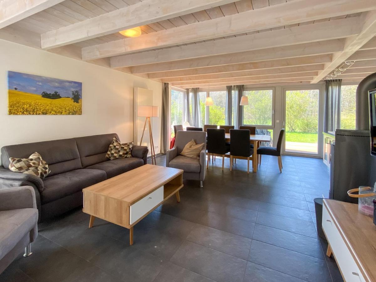 Ferienhaus Wiesengefluester W10 - Mit Sauna, Kamin Und Garten Röbel Екстериор снимка